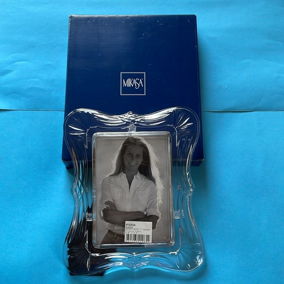 Mikasa Simone Crystal Picture Frame for 4.5 x 6.5 Pic NIB - Picture 5 of 9